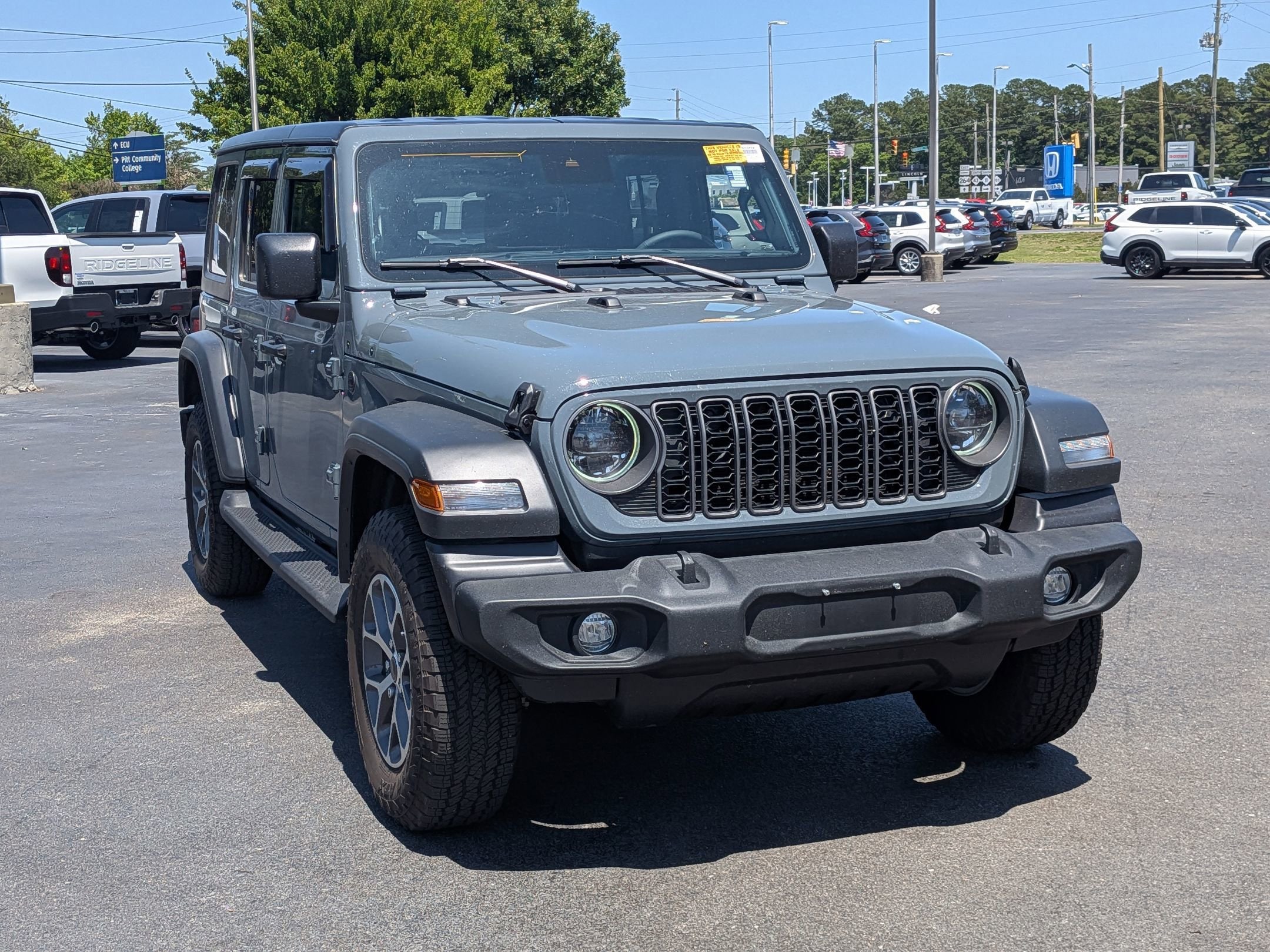 jeep wrangler 4-door 2025 1C4PJXDN2SW547619 image jeep wrangler 4-door 2025 1C4PJXDN2SW547619 image